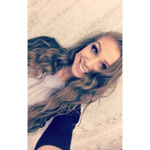 Meet your Posher, Ambee